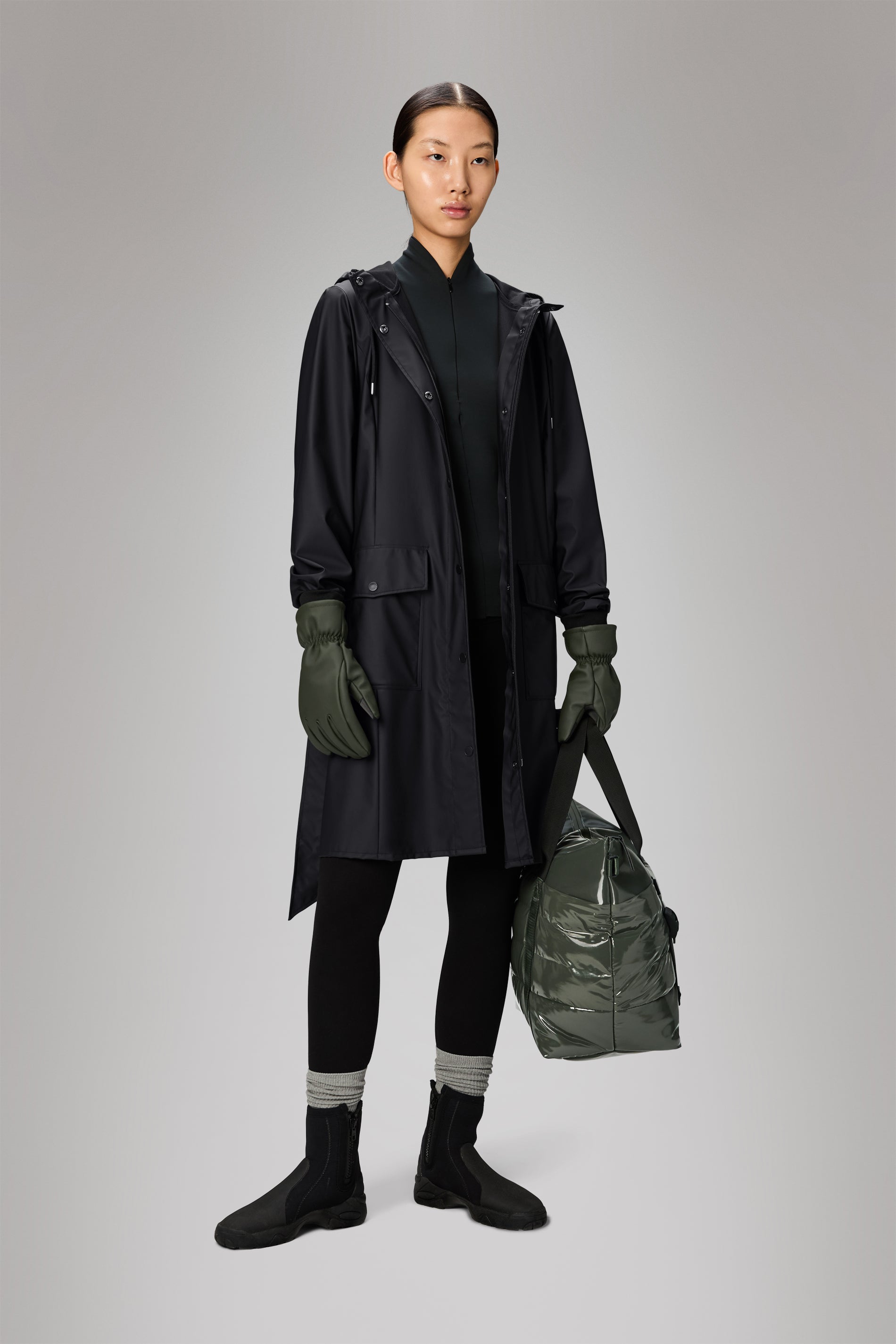 RAINS Curve Long Jacket
Black Jacket