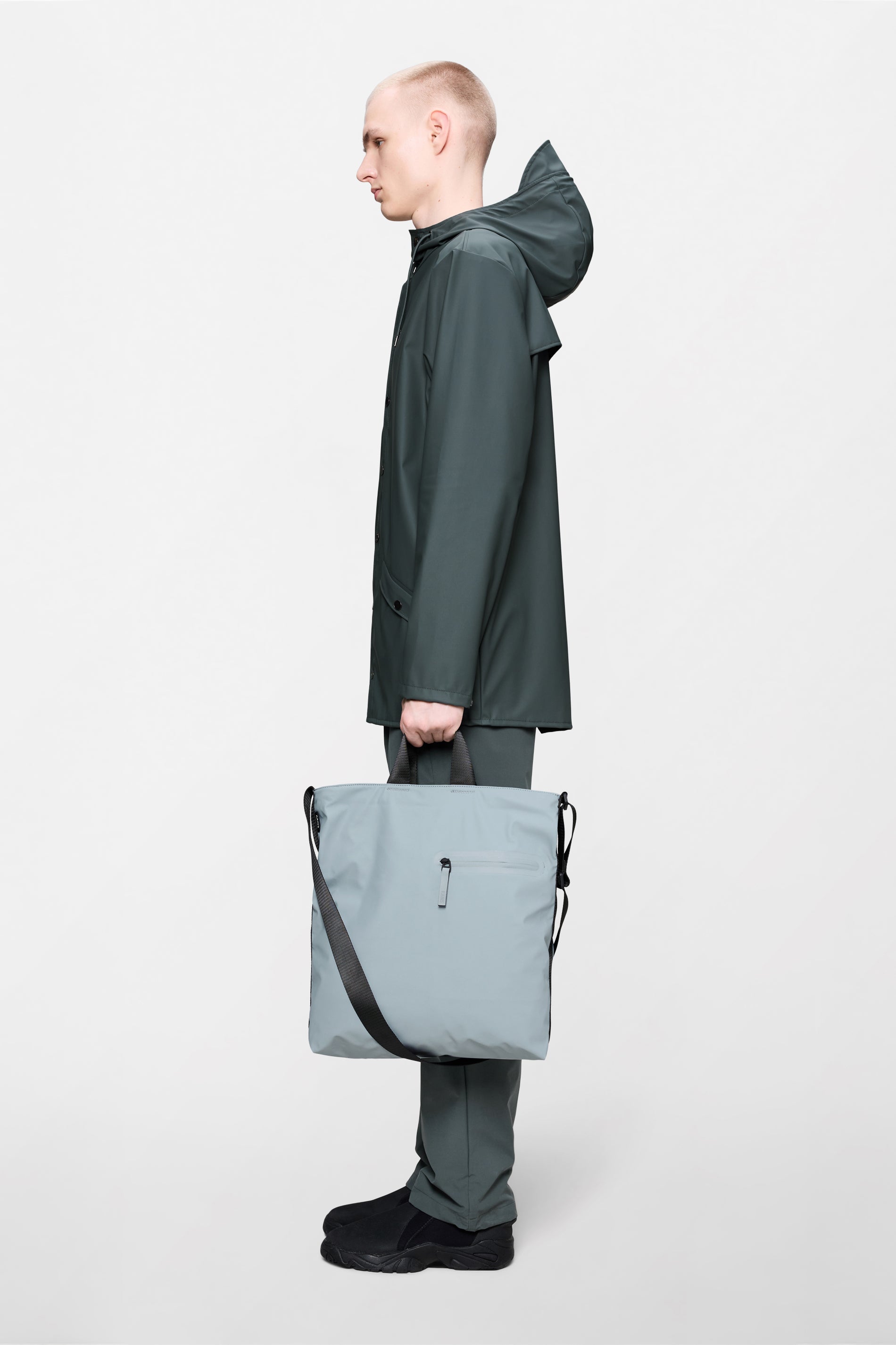 RAINS Dash Tote Bag Pool 16L H40 x D11 x W38 cm Tote