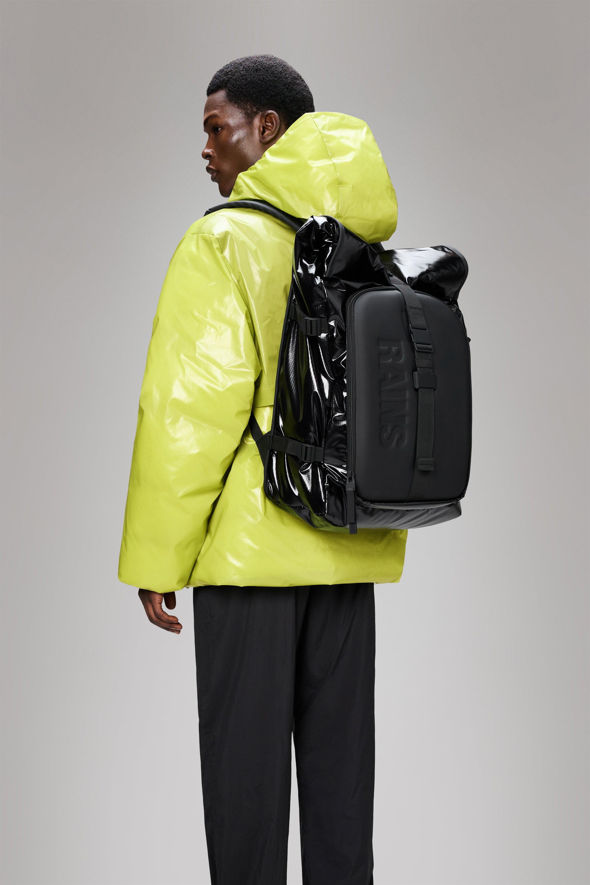 Rains Sibu Vision Shield Backpack Black 32L H52 x D18 x W35 cm Backpack