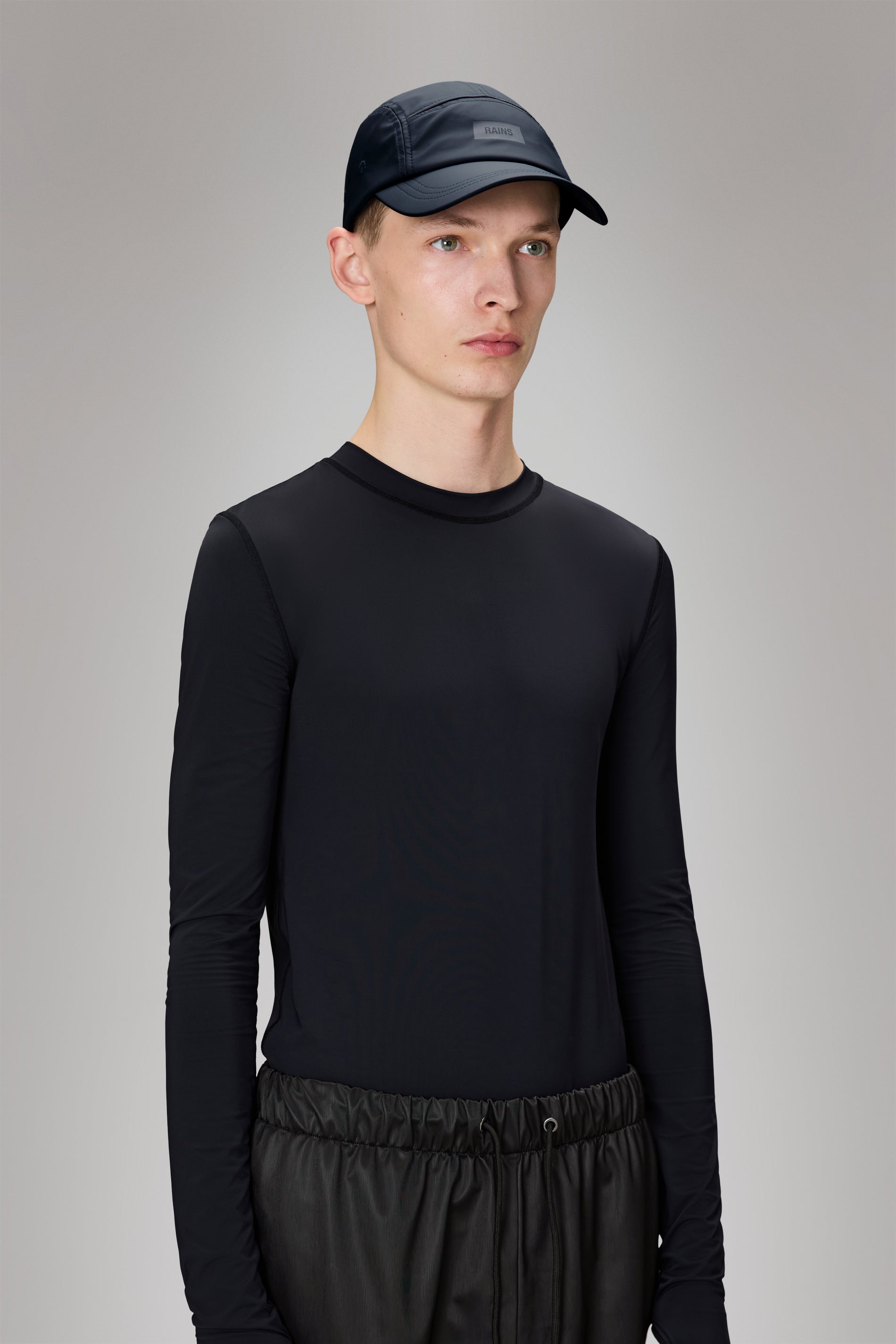 RAINS 5 Panel Cap Navy Headwear