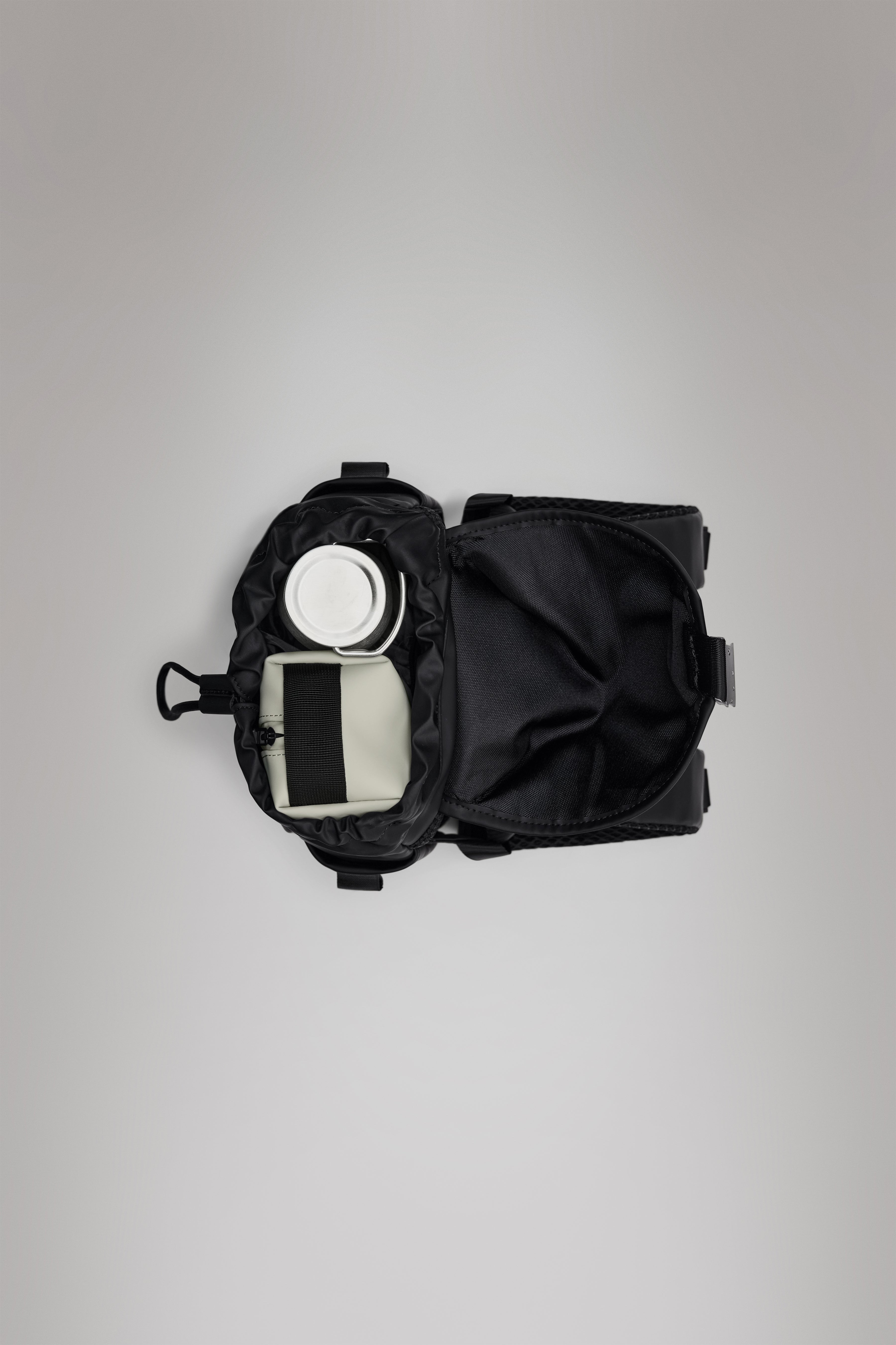 RAINS Valera Bucket Backpack Mini Beige 6.80L H26 x D10 x W22 cm Backpack