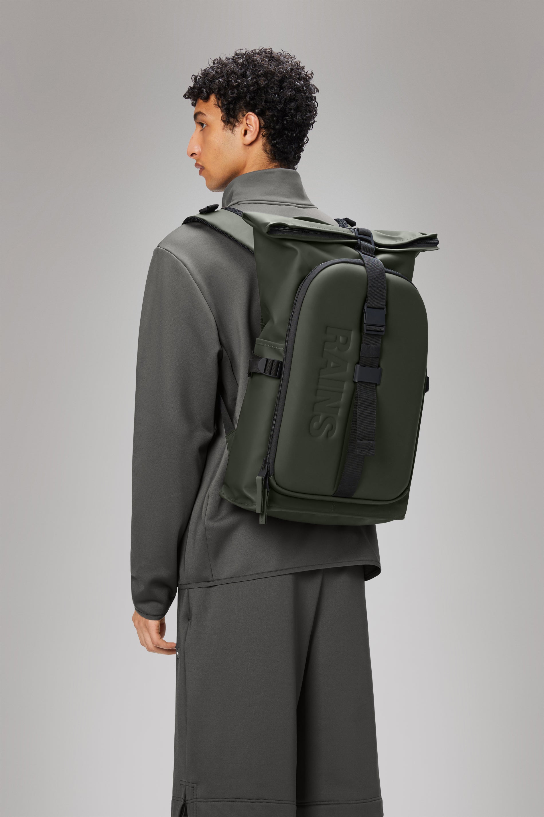 RAINS Texel Moulded Backpack Green 23L H61 x D15 x W37 cm Backpack