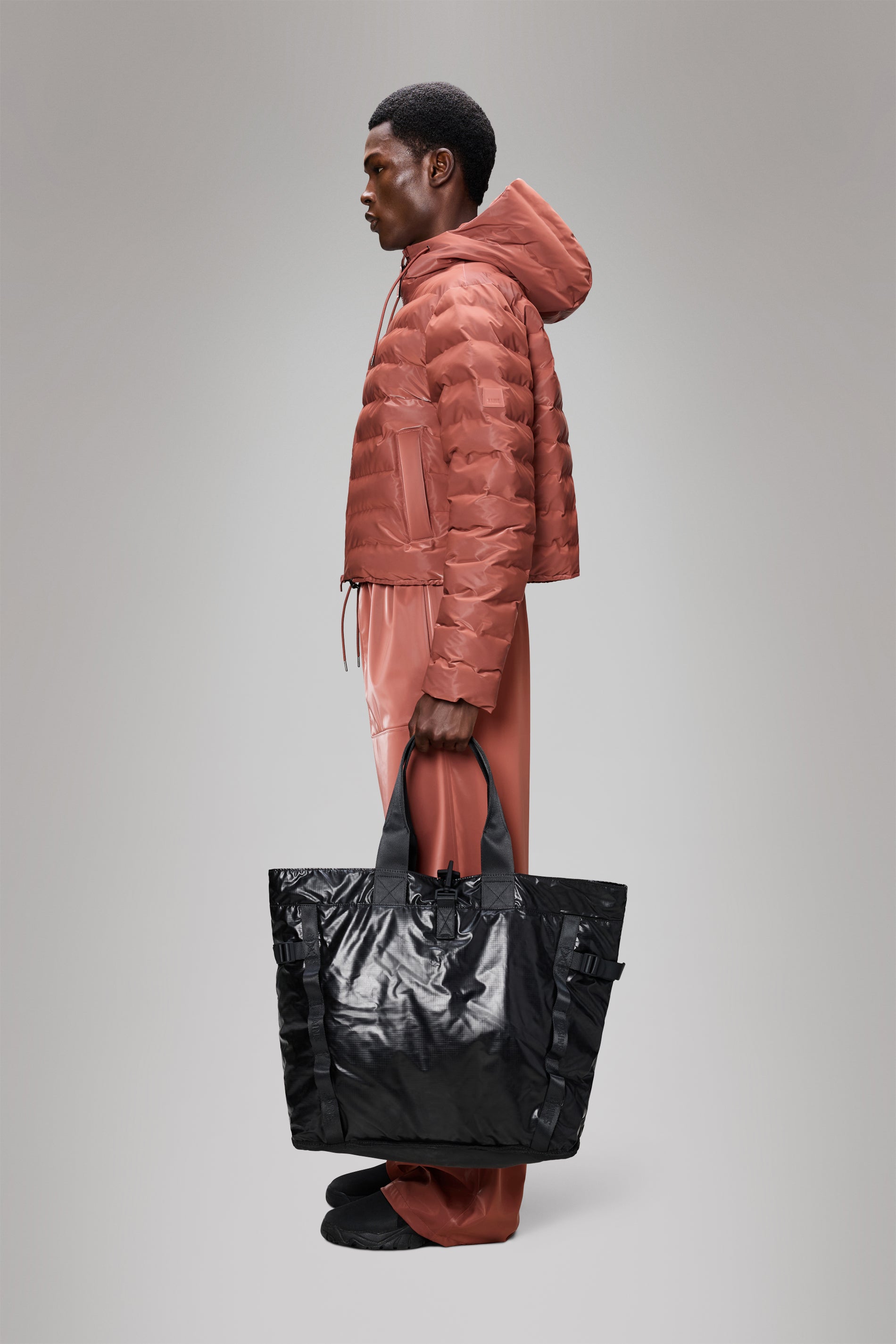 RAINS Sibu Shopper Bag Black 43L H42 x D20 x W51.50 cm Tote