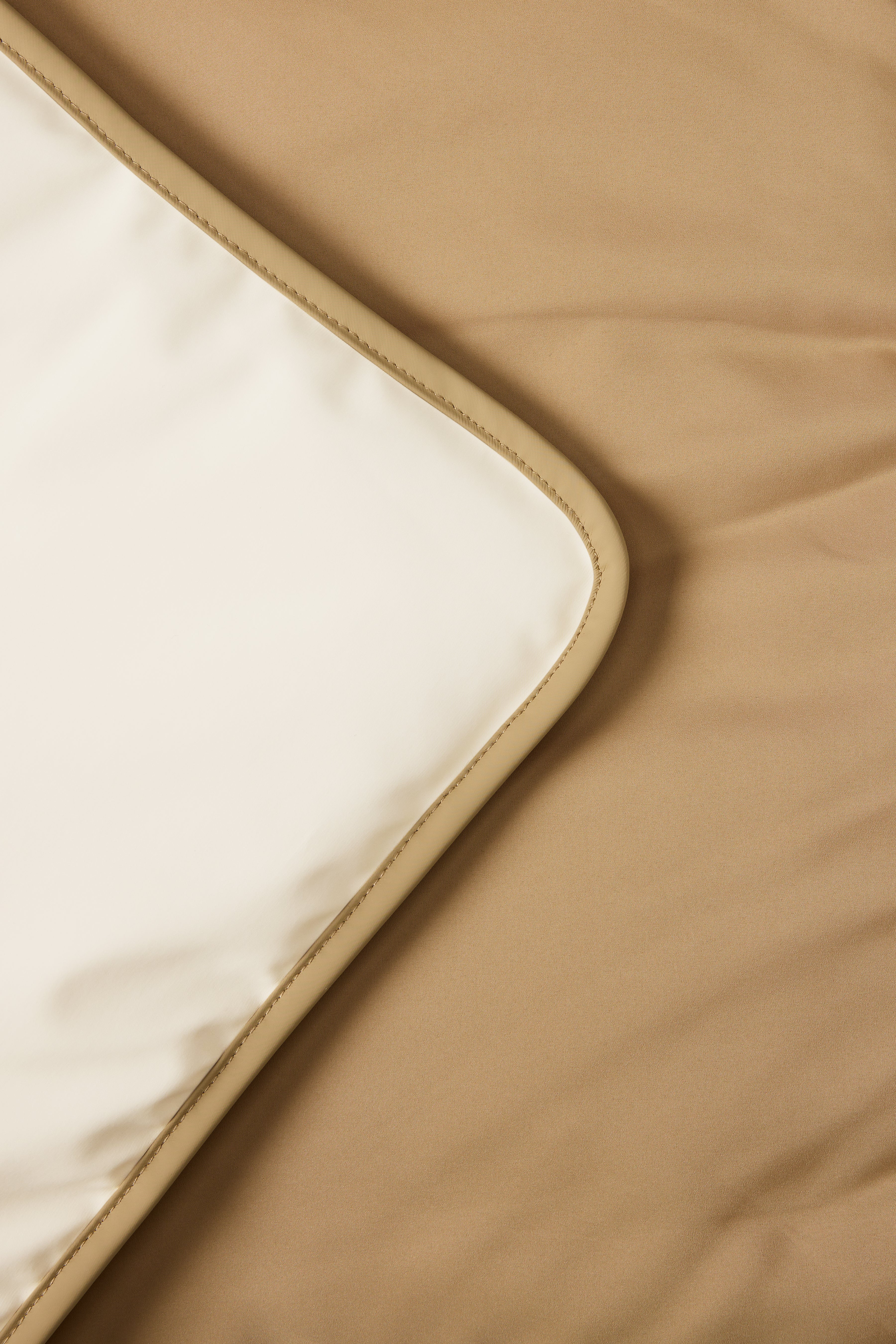 RAINS Carry Picnic Blanket Dune Picnic Blanket